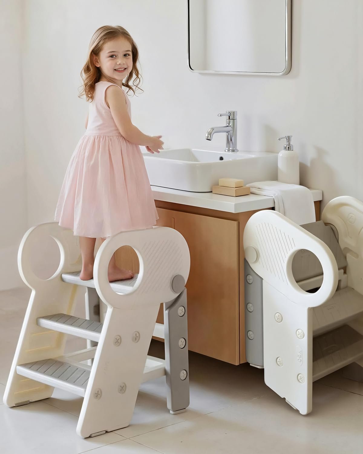 Soladder Foldable Toddler Step Stool for Bathroom Sink, Non-Slip Adjustable 3 or 2 Step Stool for Toddlers to Train Toilet Potty, Plastic Toddlers Kitchen Stool Helper for Kids（Gray）